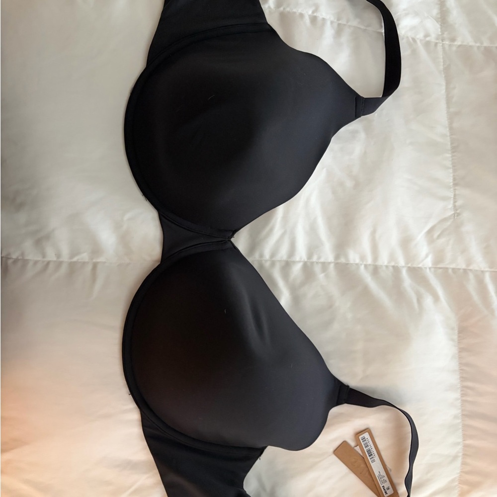 SKIMS Black Smooth Molded T-Shirt Bra